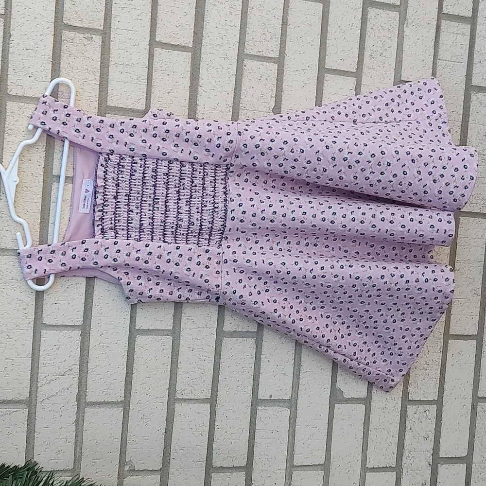PINK DRESS - Picture 4 of 10